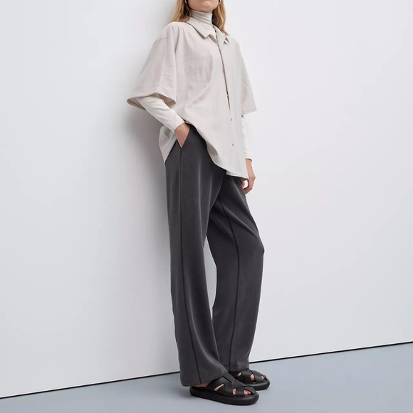 Lululemon Women's Black and Grey Joggers-track Pants Size 6 (26x31.5) - Picture 1 of 14